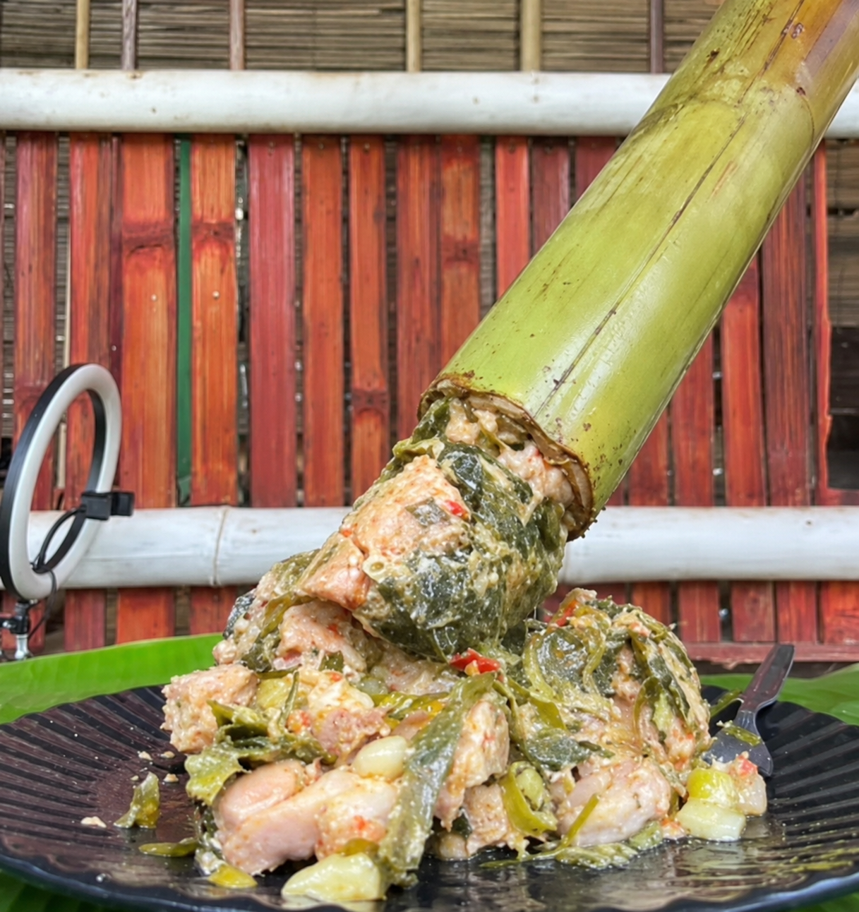 Boke Isi di Bulu